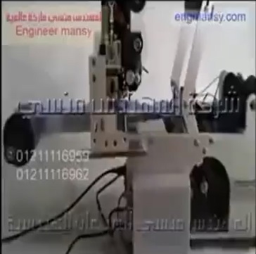 شرح و كيفية استخدام ماكينة لصق الاستيكر ليبل النصف اوتوماتيك على العبوات الدائرية كود 831 ماركة مهندس منسي